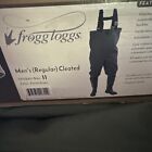 New Old Stock Frogg Toggs Cascades Cleated Chest Wader Size 11 Forest Green