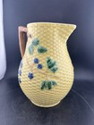 Tiffany   Co  Portugal Majolica Basketweave Blackberries 7 25  Water Pitcher