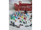 1960s Marx Fort Apache Playset     24 Figures  Fort Pieces  Totem   Horses Vintage