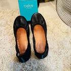 Tieks Women   s Black Leather Ballet Flats-size 7  With Box   Accessories