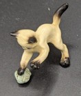 Hagen Renaker Miniature Ceramic Siamese Cat Kitten Yarn Ball Figurine Rare Vtg