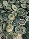 Antique Vintage Green Plasti Buttons 355 Pcs Made In Slovakia New Listing 