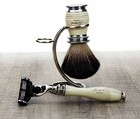 Badger Shaving Brush With 3 Edge Safety Razor   Holder 3 Piece Mens Shaving Set 