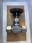 Swagelok Ss-1vs8 Stainless Steel Needle Valve  1 2  Od Tube Compression Whitey
