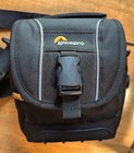 Small Lowepro Camera Bag - Adventura Sh 120r Ii  - Black