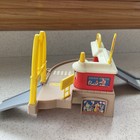 Hot Wheels Mattel World Playset Mcdonald   s 65692 1996 Complete W out Car  Vtg