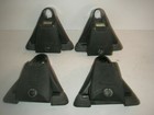 Set Of Yakima Q Tower Rack System With 48 yakima Round Load Bars  Locks Optional