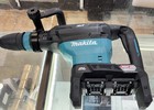 Makita Gmh02pm 40v X2 80v Xgt Brushless 28 Lb avt Demolition Hammer Tool Only