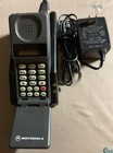 Vintage Motorola 90s Og Brick Flip Phone Cellular  Battery   Charger