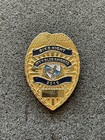 2016 Wvu Blue Knights Bike Night Pin Badge Gold Tone Metal Badge Tm2326