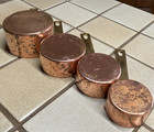 Vtg Set 4 Heavy Hammered Copper Tin Lined Measuring Cups Brass Handles  Spouts