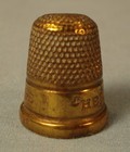 Vtg  Her Majesty Brass Thimble  Made In England 