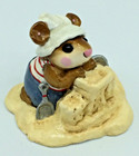 Wee Forest Folk Wff M-076 m-76  beach Mousey  With Wff Box