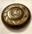 Vtg Antique Lg Carved 1 5 8    Bakelite Button Gold Metal Ome Dancer Runner   Ba14