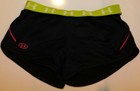 Women s Under Armour Semi-fitted Catalyst Shorts Size Medium New     