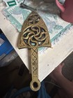 Vintage 8lb Cast Iron -iron W intricate Ornate Brass Stand