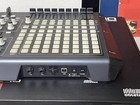 Akai Professional Apc40 Ableton Live Midi Controller Dj Performance Black W box