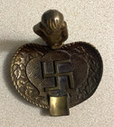 Vintage Wwii Era Anti-nazi Satirical Brass Ashtray Manneken Pis Style Exc  Cond 
