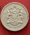Queen Elizabeth Ii One Pound Coin Error Upside Down United Kingdom Uk 1983 Rare