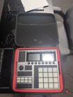 Native Instruments Maschine  Standalone Groovebox Sampler - Case Included