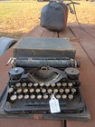 Underwood Standard Portable Typewriter With Carrying Case