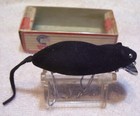 06112 Vintage Heddon Flocked Meadow Mouse Lure 2-5 8   Black