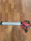 Milwaukee M12 Caulking Gun 20oz W short Tube