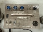 Speedotron D-300 Power Pack W  2 M90 Flash Heads Strobe Lighting Kit  Sync Wire