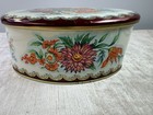 Vintage Designed By Daher Floral Oval Tin Container Made In England 5 75    X 4 5   