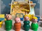 Vintage Fisher Price Little People Family Play Nursery School  929  Extras