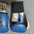 Title Genuine Leather Boxing Gel World Bag Gloves Medium Black White Blue 14oz