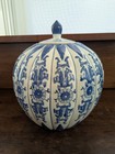 Vtg Chinese Blue   White Ceramic Porcelain Pumpkin Vase Ginger Jar With Lid 10 