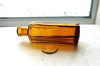 Beautiful Honey Amber 6 Sided Ridge Poison Embossed  Not To Be Taken