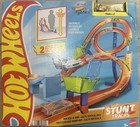 Hot Wheels Action Vertical-8 Jum Track Set new