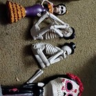 Handmade Mexican Day Of The Dead Skeleton And Skull Figurines Colorful D  cor