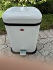Wesco Small Garbage Can With Pedal Push White