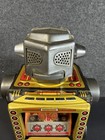 Sh Vintage Battery Operated Attacking Martian Tin Robot Toy Japan
