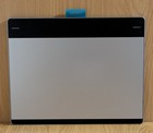 Wacom Cth-680 Intuos Medium Creative Pen   Touch Tablet Excellent