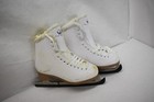 Jackson Ultima Softskate 380 Big Girls Ice Skates White Size 2 Blade Sz 8-1 3 