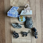 Vtg 8 Brooches Pins 1-1 7 Inch The Gray Muse Plus Others Whimsical Cat Kitten