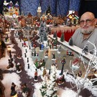     new     Christmas Village Figurines Decoration Set  30 Piece 