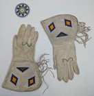 Vintage Native American Leather Beaded Gauntlets Gloves W fringe - Women s