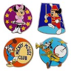 Disney Mickey Mouse Club Deluxe Pin Trading Starter Set New  With Lanyard Sealed
