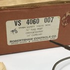 New Vtg Antique Gas Stove Robertshaw Oven Safety Valve 4060-007 Z-77214-24 Msa