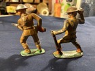 Lot Of 2 Vintage Cast Metal Painted Toy Soldier Figures W  Rifles Green Bases