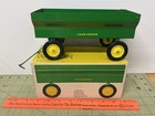 1 16 John Deere Vintage Flare Box Wagon With Ice Cream Box