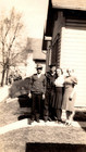 Vintage Old Outdoor Antique Photo Picture Ww2 Usa Navy Military Man Family Home