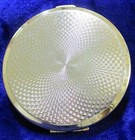 Vtg Swan Makeup Compact Chokin Art By Lovely W  Mirror Gold Tone