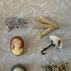 Huge Lot Of Vintage Antique Pins Brooches Rhinestone Cameo Mop Christmas