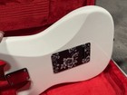 Fender Electric Guitar White Right-handed 6 String With Case And Amplifier